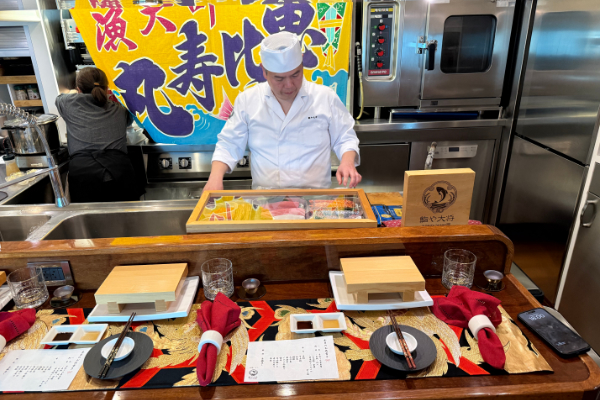 A photo of Asano-san and his wife